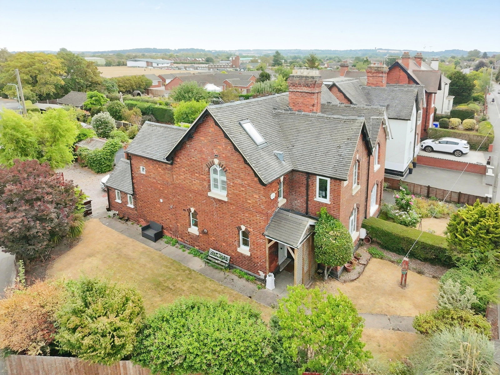Semi Detached House in Burton-on-trent