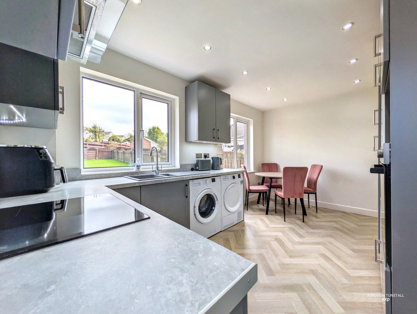 End Of Terrace House for sale in Whitehaven, Greenlands Avenue, Whitehaven, CA28 6TZ, 870 m²