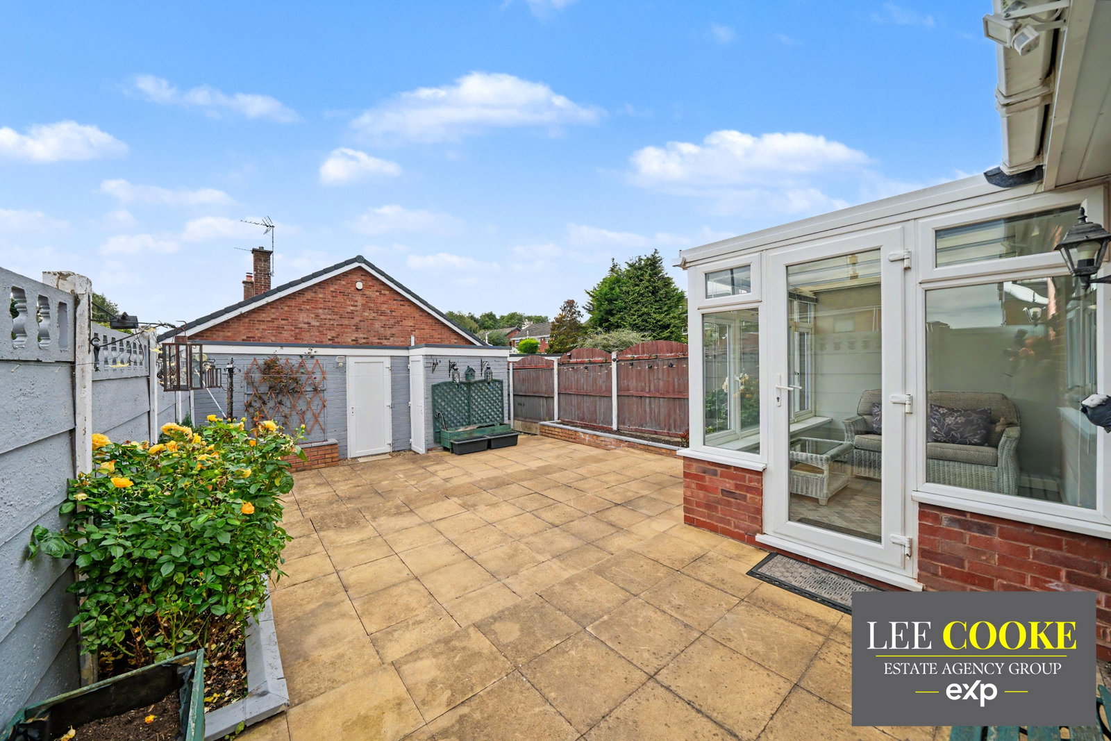 Semi Detached Bungalow for sale in Wolverhampton, Lyndale Drive, Lyndale Park Estate, Wednesfield, WV11 3JL