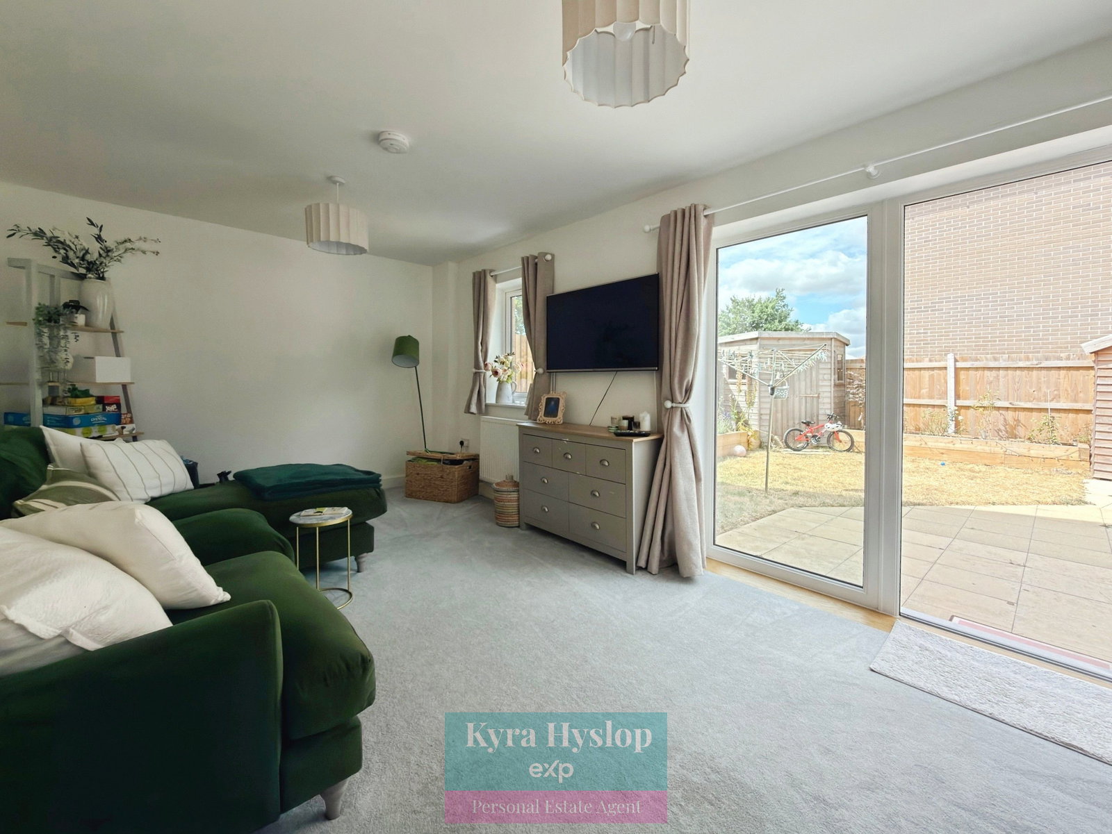 Semi Detached House for sale in Exeter, Copse Crescent, Exeter, EX1 3YE, 1055 m²