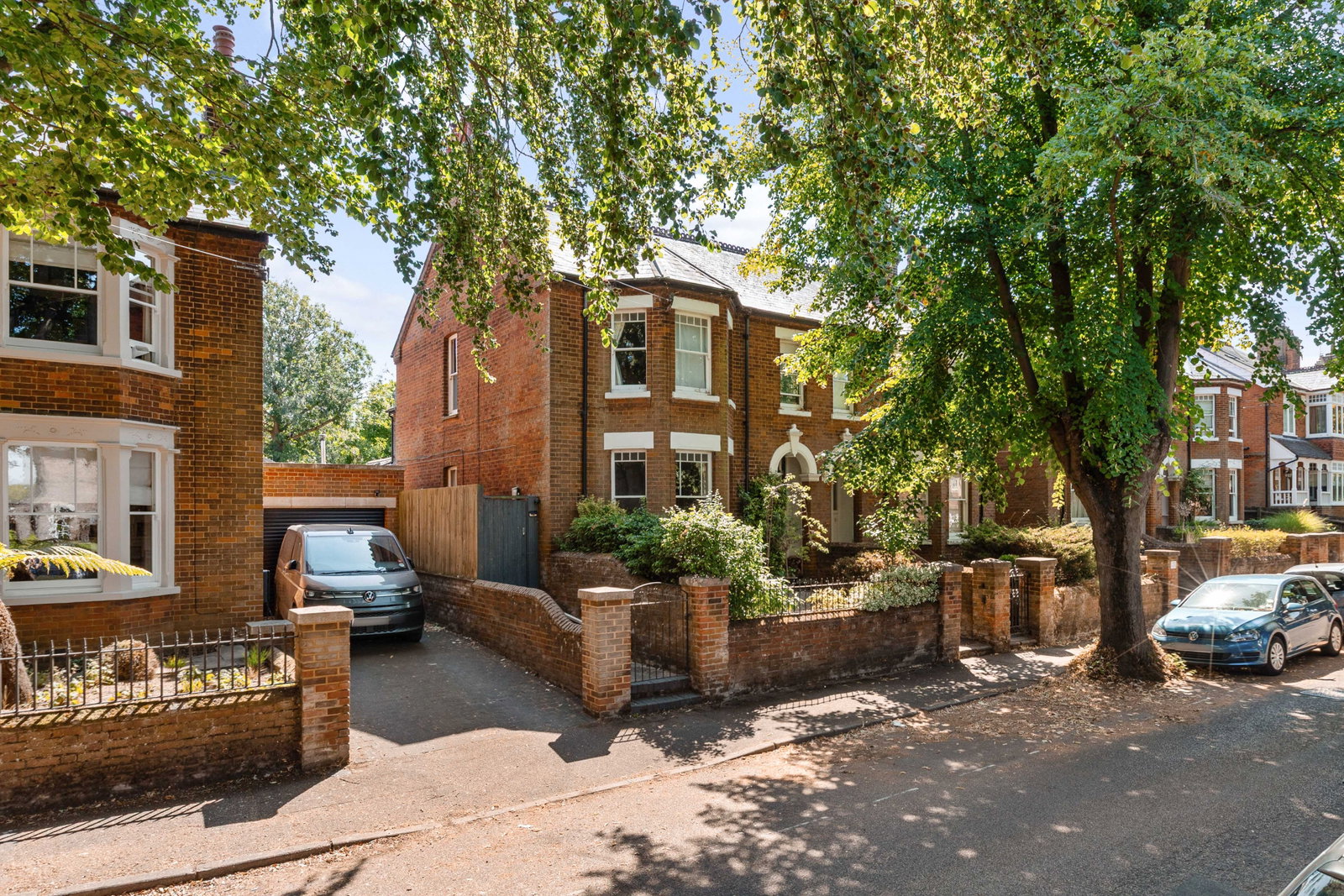 Semi Detached House in Hitchin