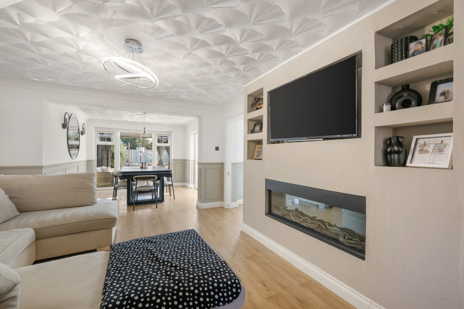 Semi Detached House in Colchester 4