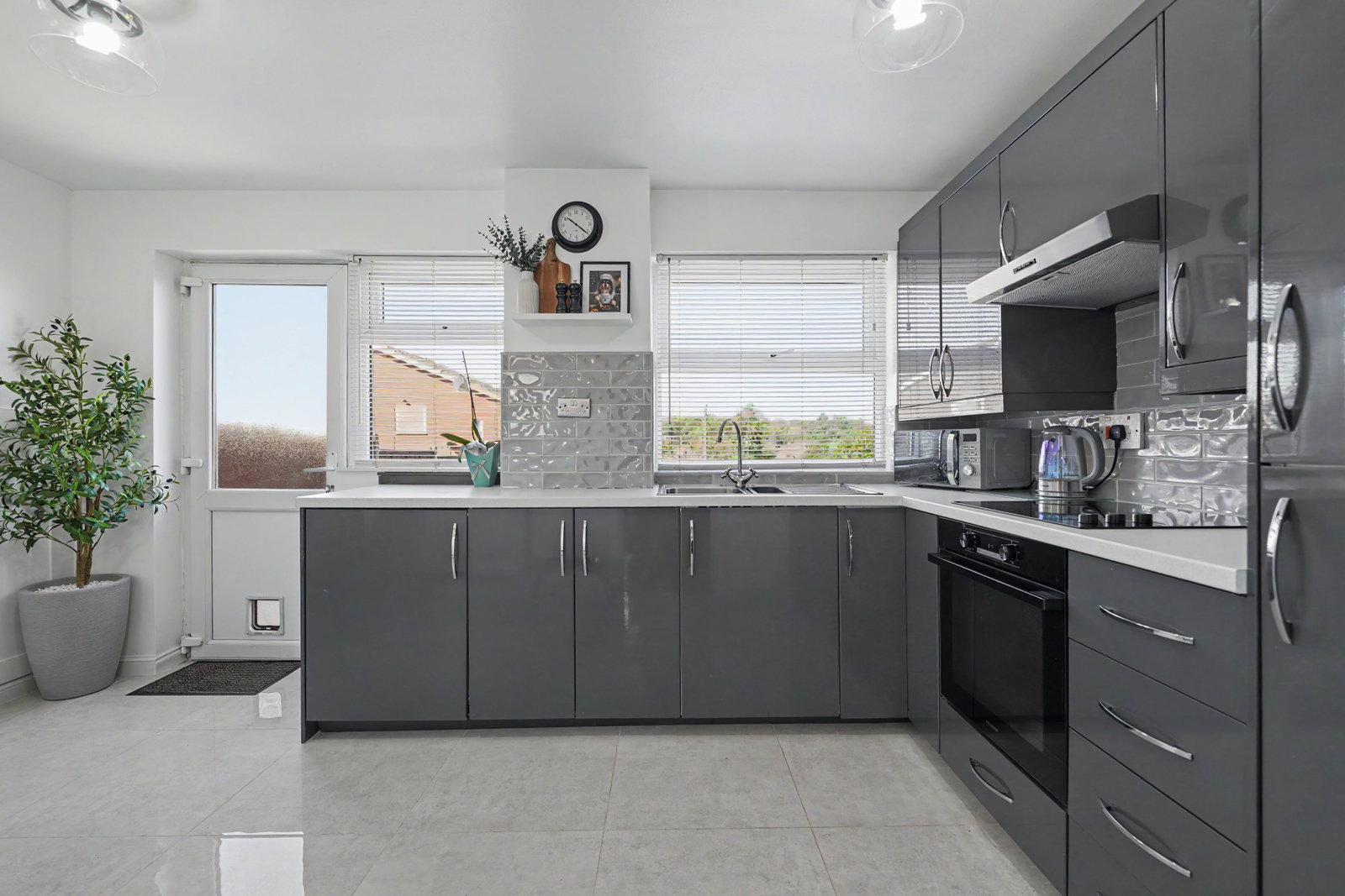 Detached House for sale in Birmingham, Whittleford Grove, Castle Bromwich