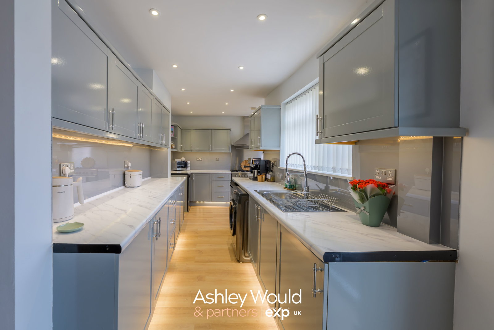 Semi Detached House for sale in Stourbridge, Manor Road, Stourbridge, DY8 5AW