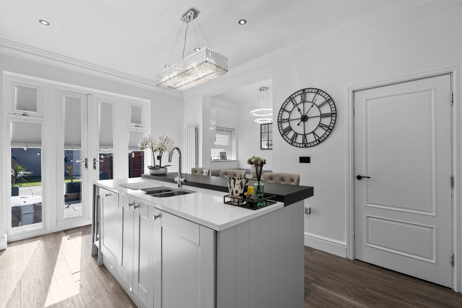 Terraced House for sale in Barnsley, Barnsley Road, Cudworth, S72 8UT, 1302 m²
