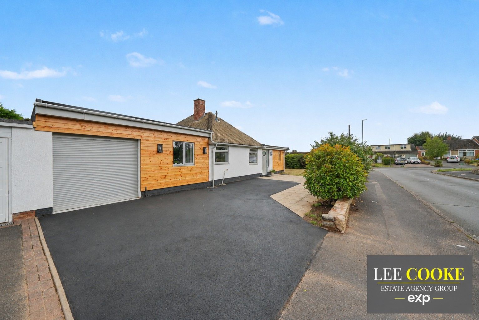 Bungalow for sale in Stafford, Crestwood Park, Brewood, Stafford, ST19 9JD