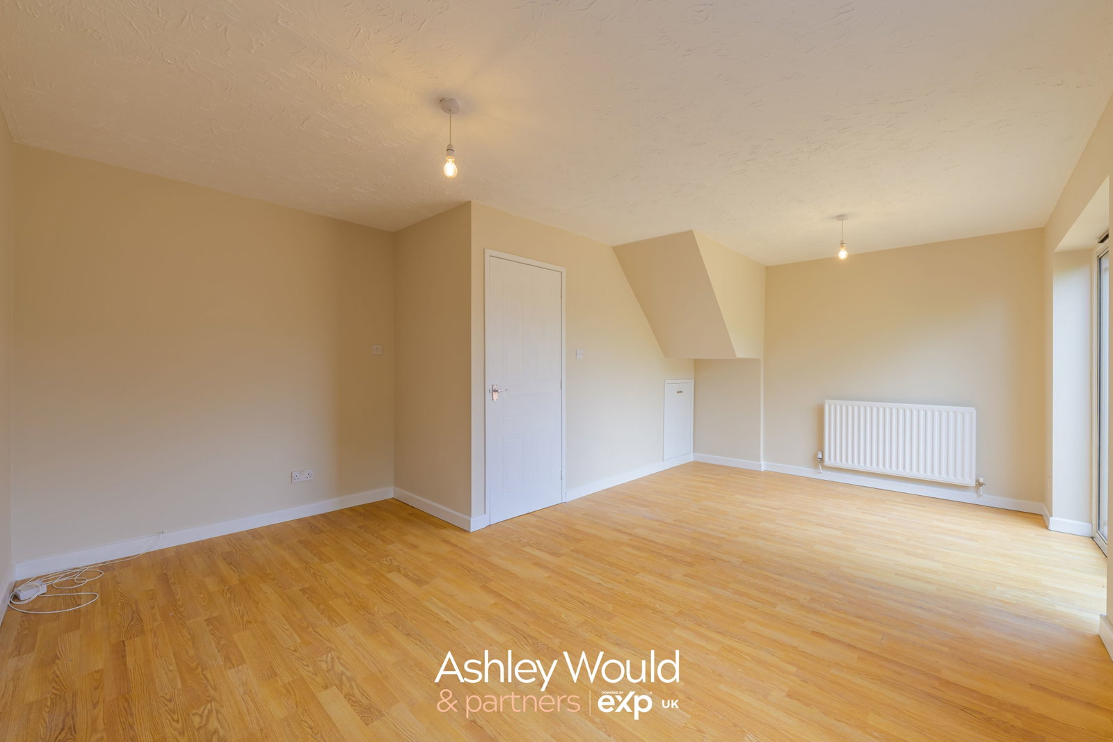 Semi Detached House for sale in Cradley Heath, Clifton Street, Cradley Heath, B64 6QH