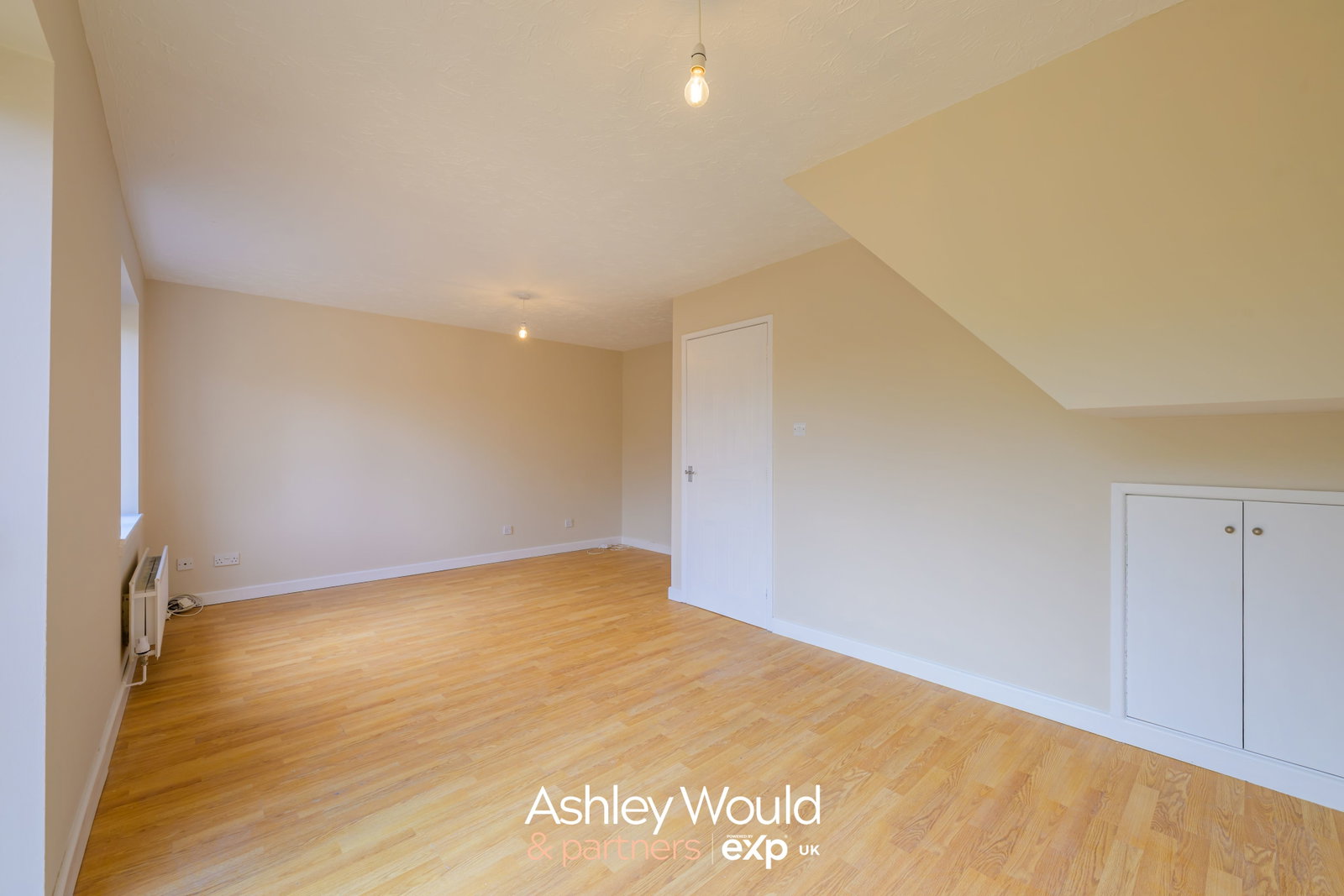 Semi Detached House for sale in Cradley Heath, Clifton Street, Cradley Heath, B64 6QH