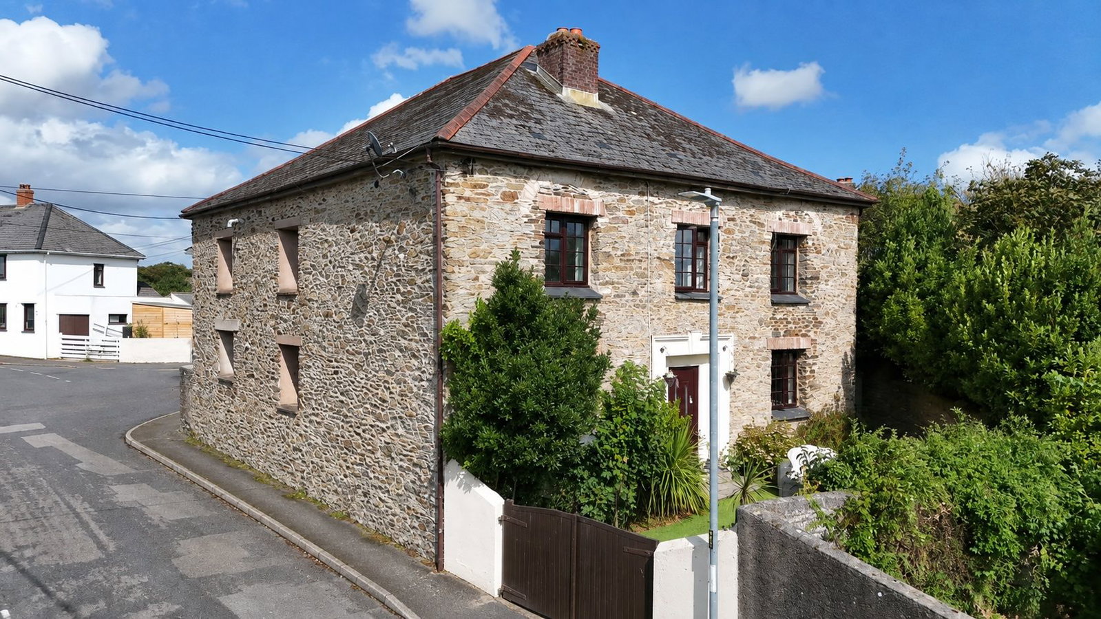 Semi Detached House for sale in Par, Chapel Cottages, Tywardreath, PL24, 1435 m²