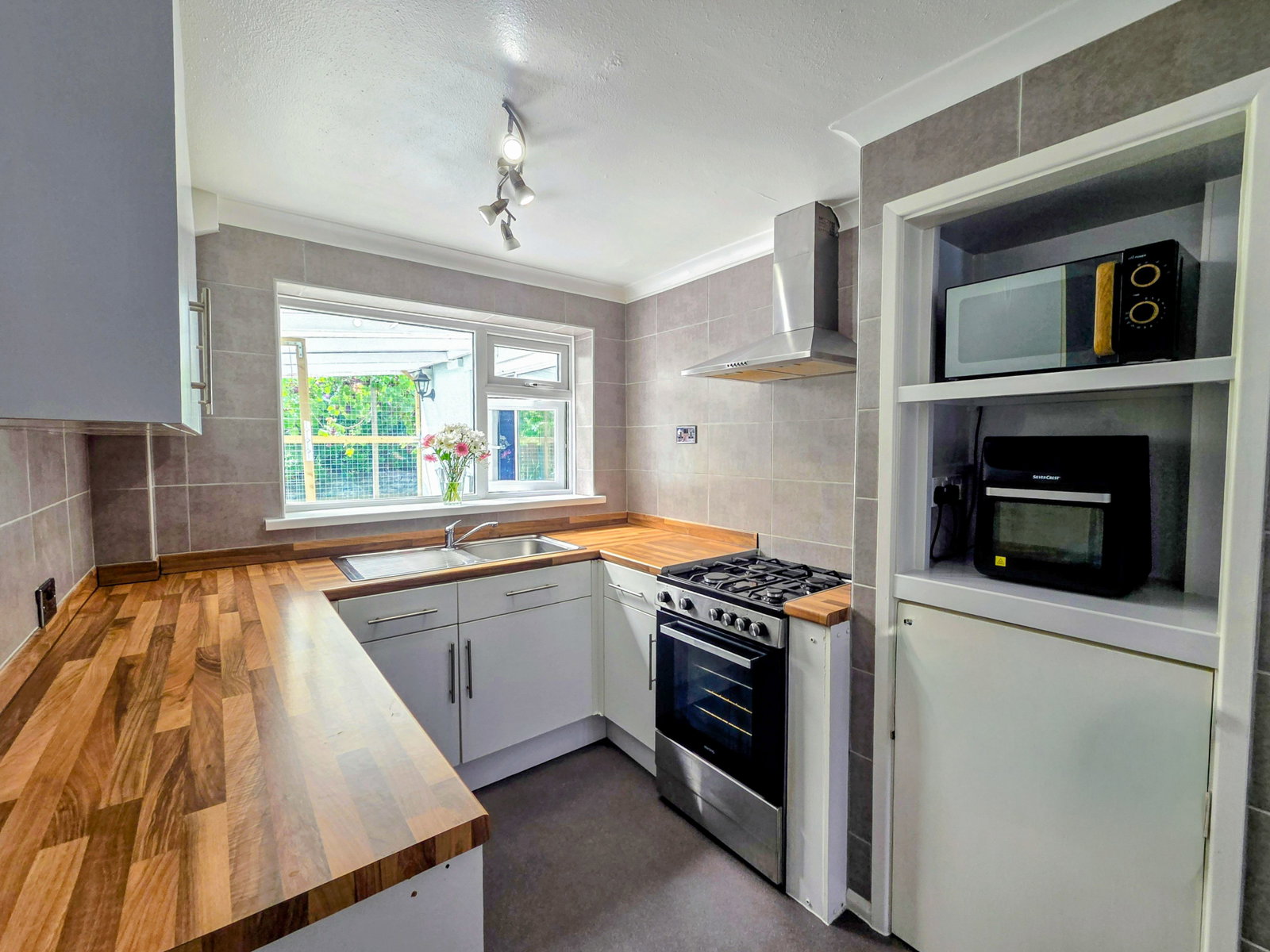 Semi Detached House for sale in Plymouth, Erle Gardens, Plympton