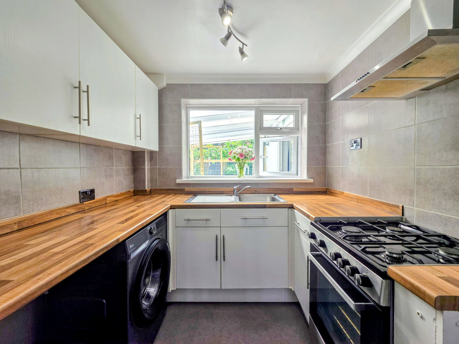 Semi Detached House for sale in Plymouth, Erle Gardens, Plympton