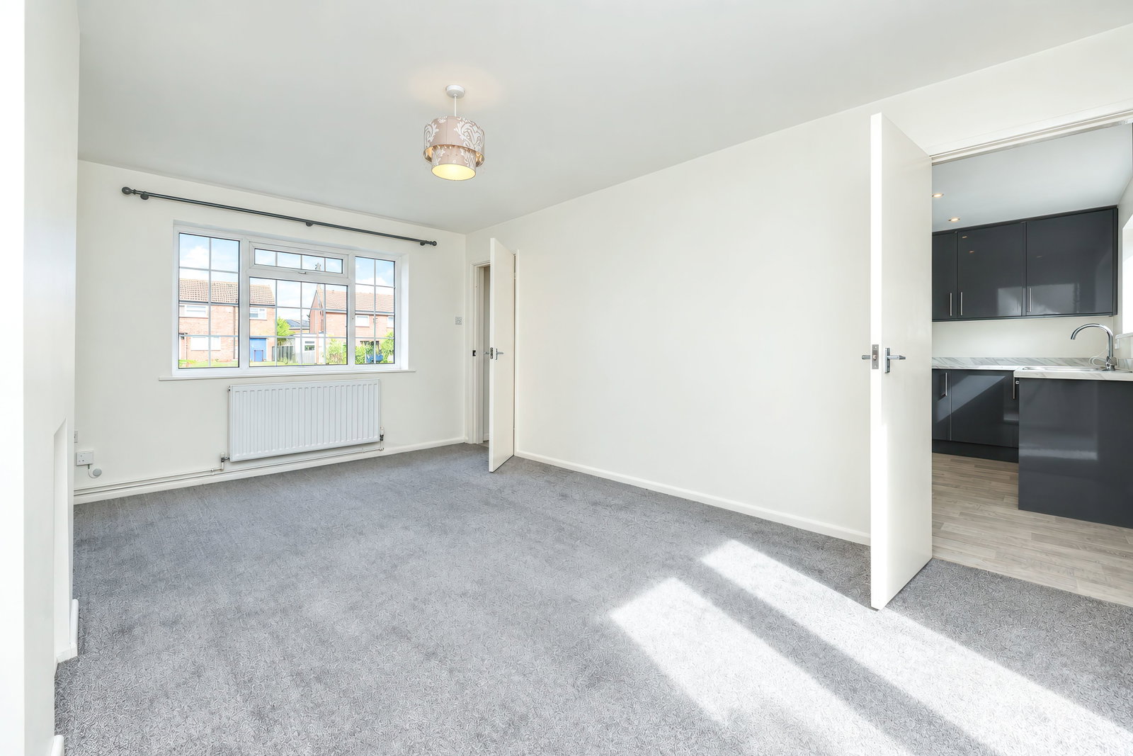 Semi Detached House for sale in Huntingdon, Presses Close, Bluntisham, Huntingdon, PE28 3LX, 1104 m²