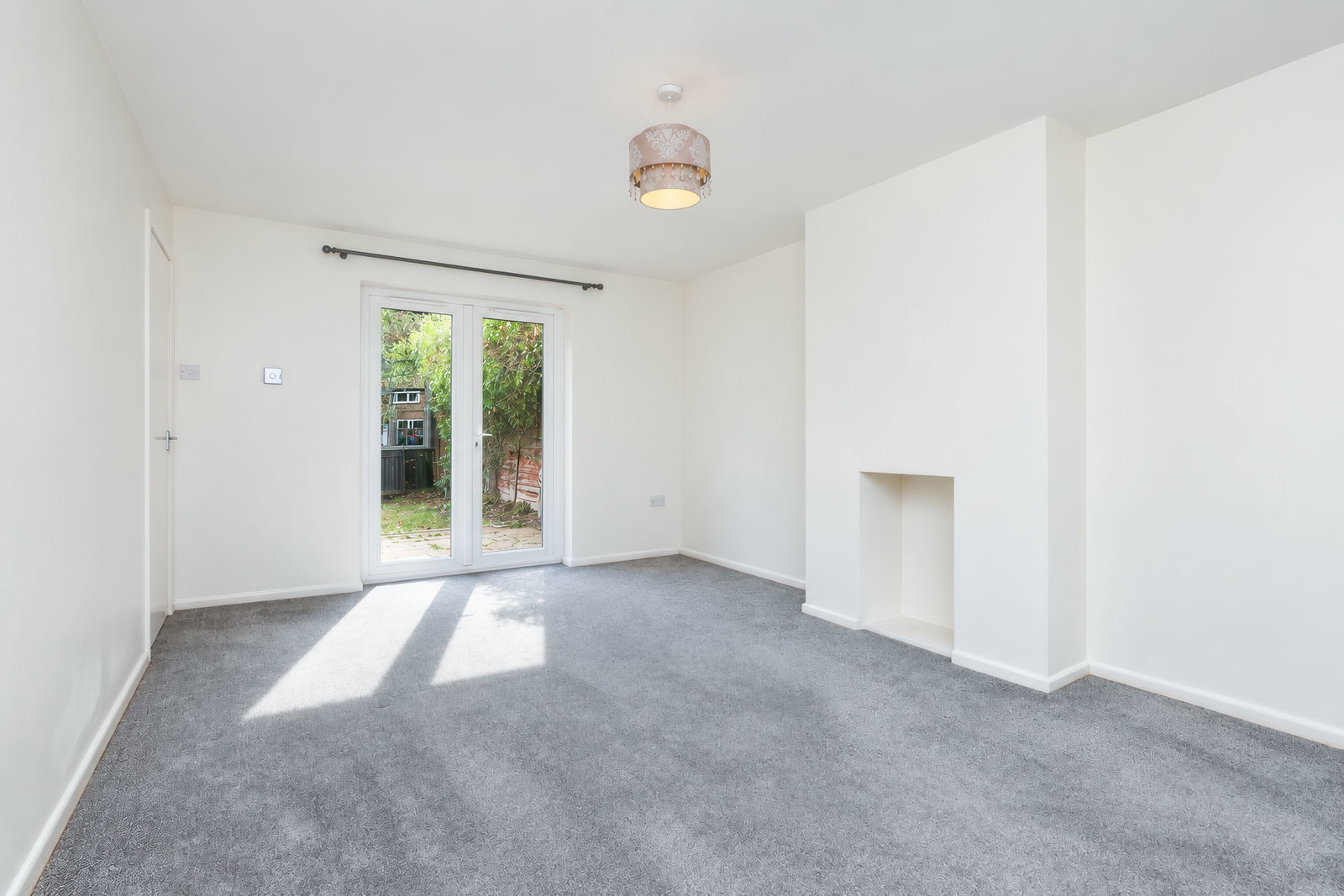Semi Detached House for sale in Huntingdon, Presses Close, Bluntisham, Huntingdon, PE28 3LX, 1104 m²