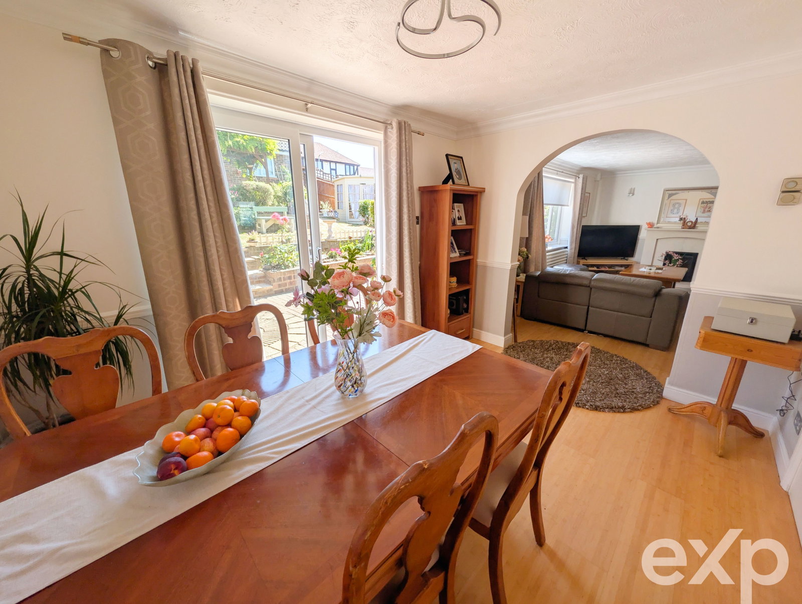 Detached House for sale in Maidstone, Tollgate Way, Sandling, Maidstone, ME14 3DF, 1430 m²