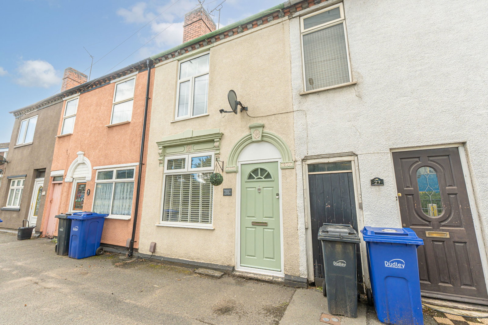 Terraced House for sale in Halesowen, Dudley Road, Halesowen, B63