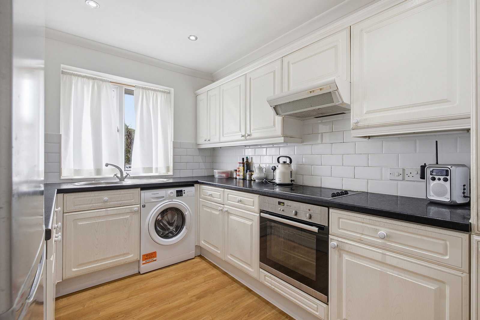 Flat for sale in Sheffield, Bushey Wood Road, Sheffield, S17 3QA, 743 m²
