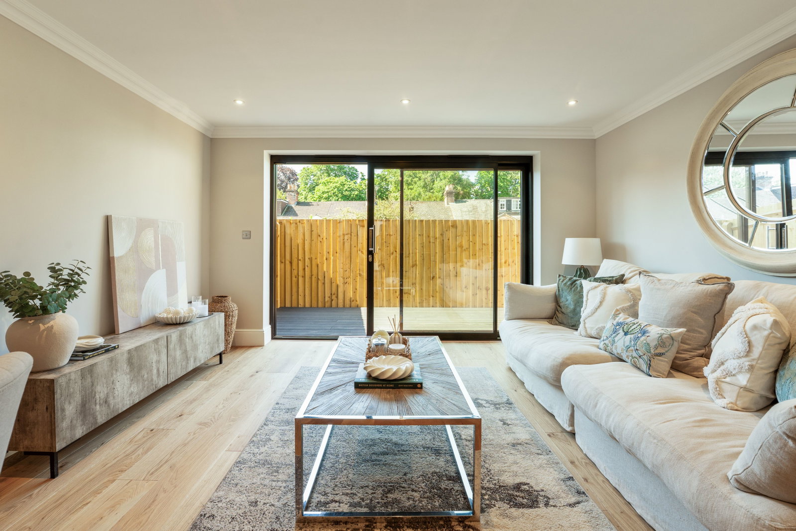 Terraced House for sale in Salisbury, Aces Walk, Salisbury, SP1