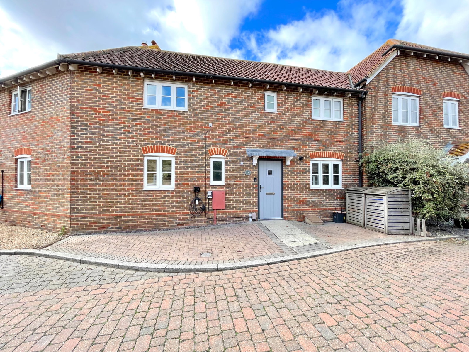 Terraced House for sale in Sittingbourne, Sharfleet Crescent, Iwade, ME9 8UJ