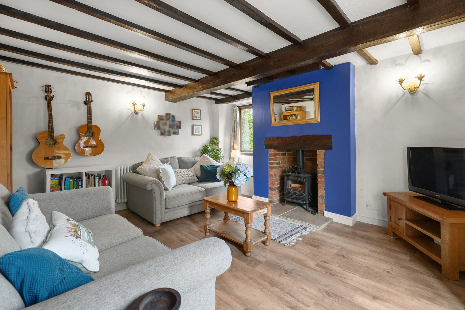 Cottage for sale in Daventry, PRESTON CAPES, Northamptonshire