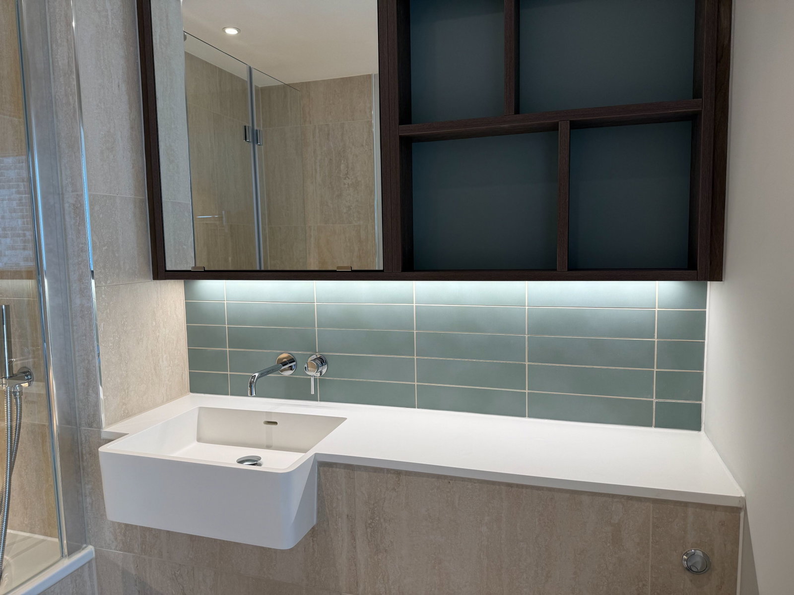 Apartment for sale in London, The Pinnacle - Oval Village, 562 m²