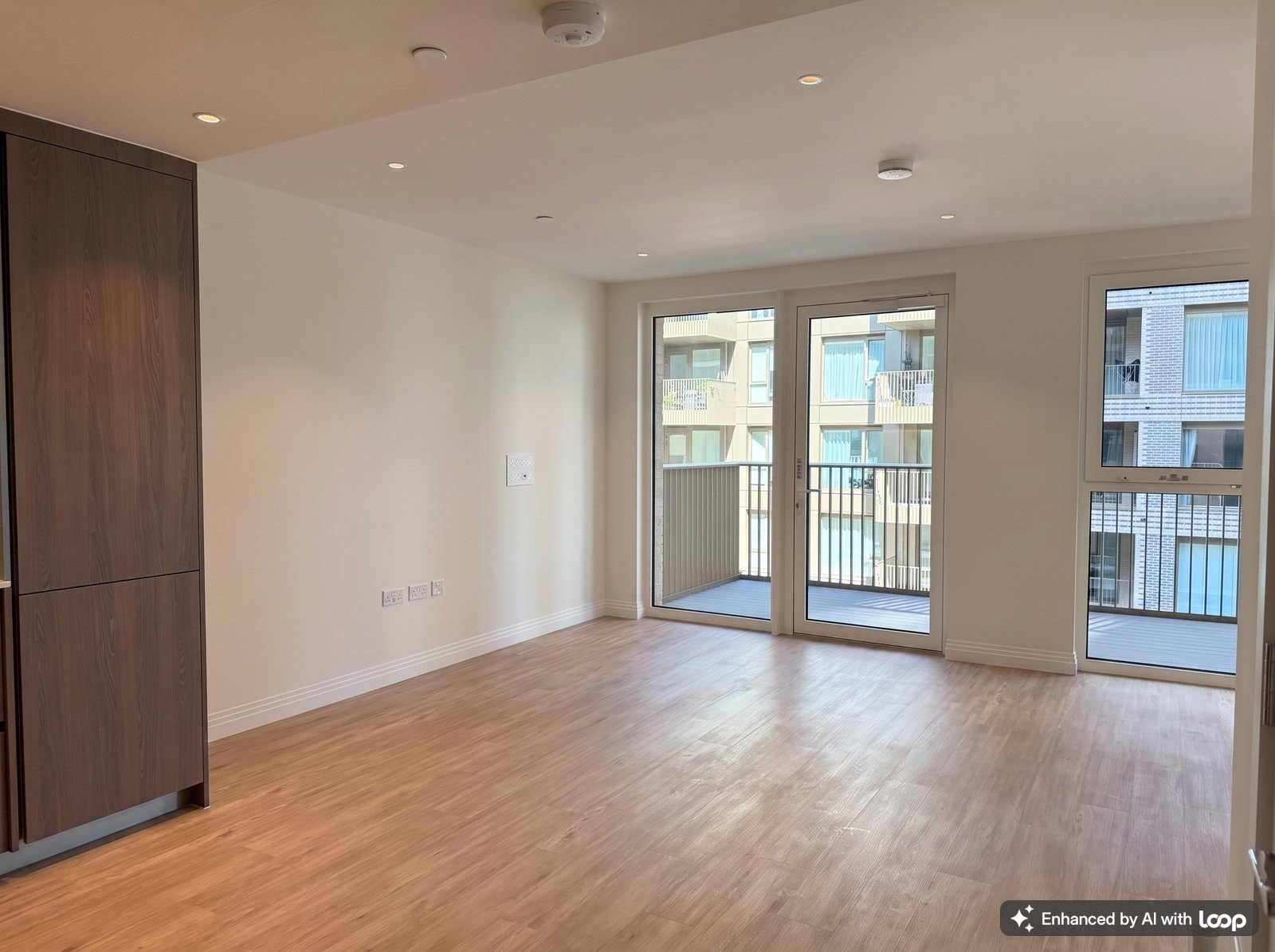 Apartment for sale in London, The Pinnacle - Oval Village, 562 m²