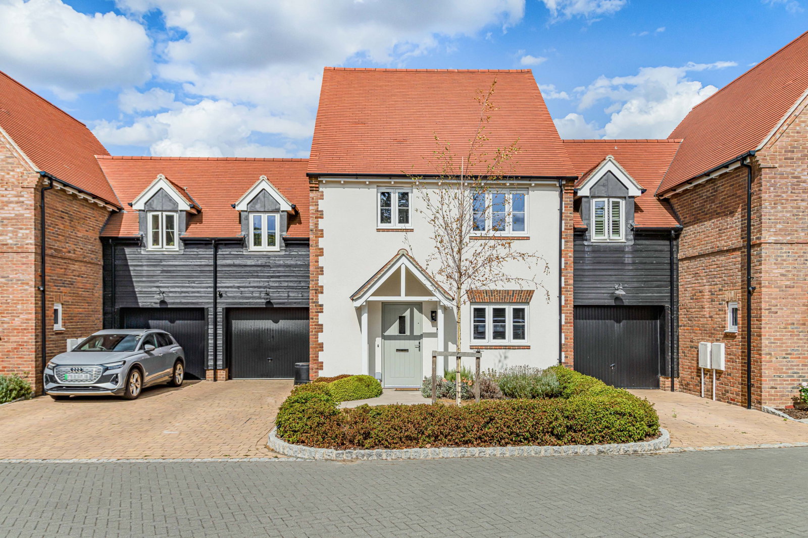 Detached House for sale in Ickford, Ickford, Buckinghamshire, HP18 9HP, 1238 m²