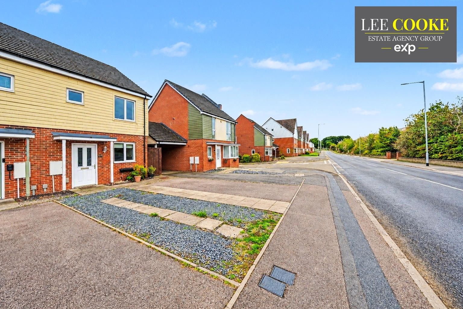 End Of Terrace House for sale in Cannock, Lime Pit Lane, West Chadsmoor, Cannock, WS11 4RH