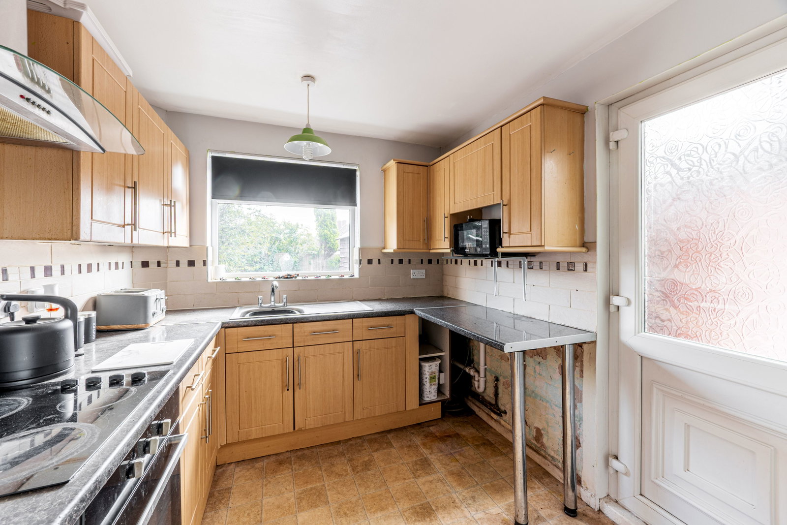 Semi Detached House for sale in Cannock, Mulberry Road, Cannock, WS11 5SL