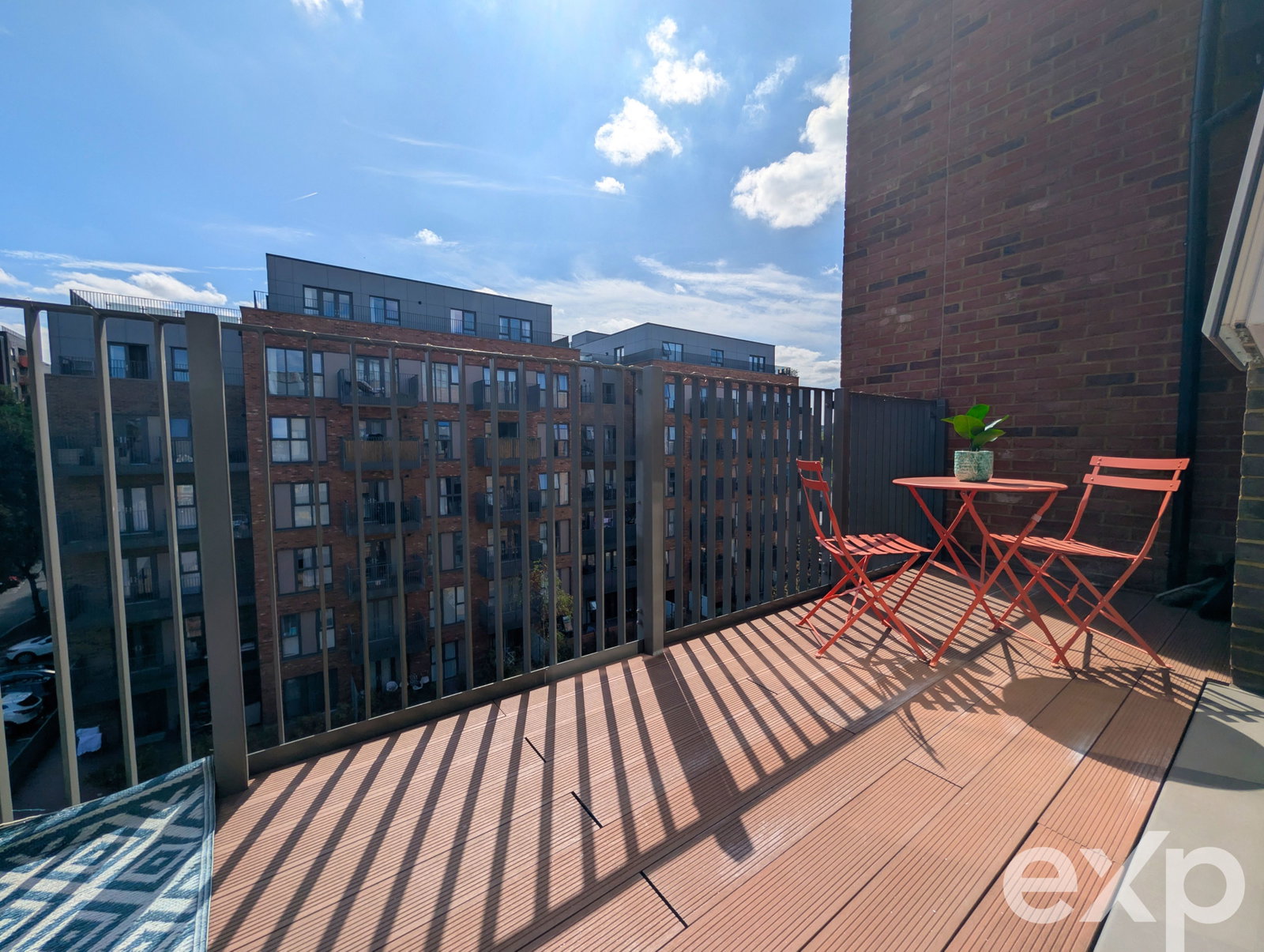 Apartment for sale in Maidstone, Rosalind Drive, Maidstone, Kent, ME14 2FN, 769 m²