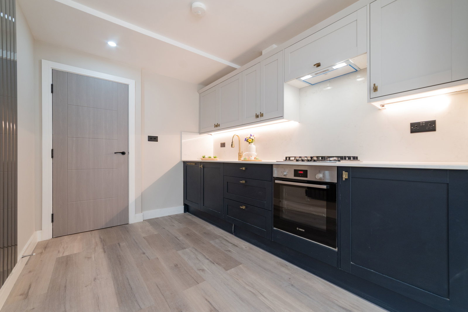 Flat in Croydon 4