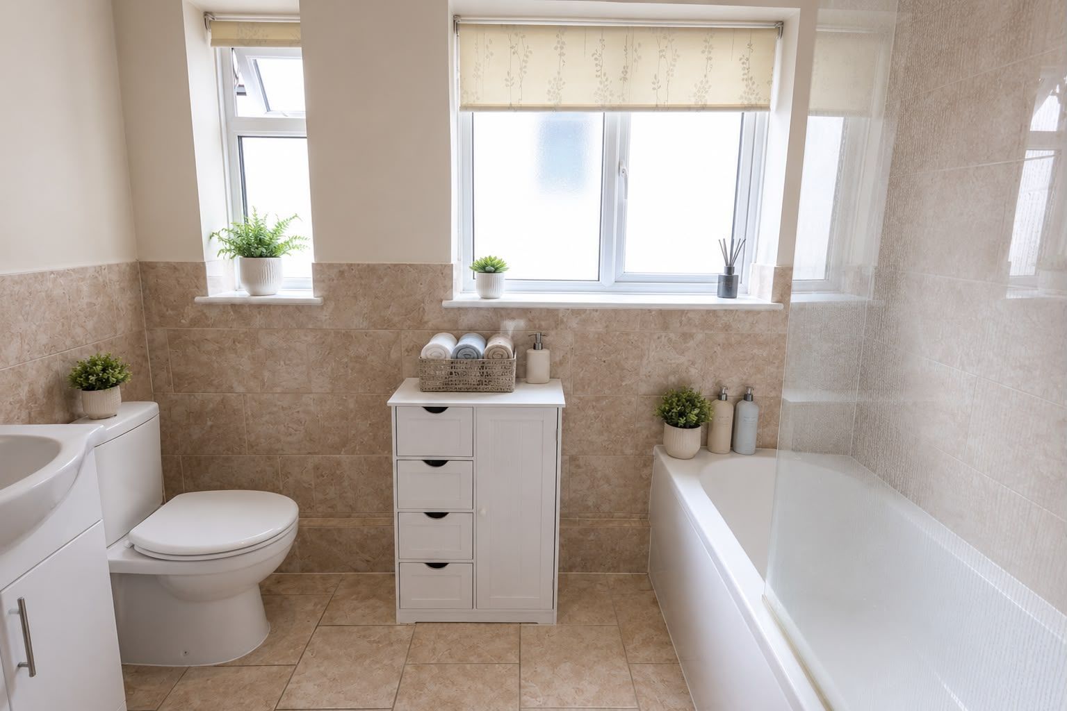 Semi Detached Bungalow for sale in Orpington, Chelsfield Lane, Orpington, BR5 4HQ