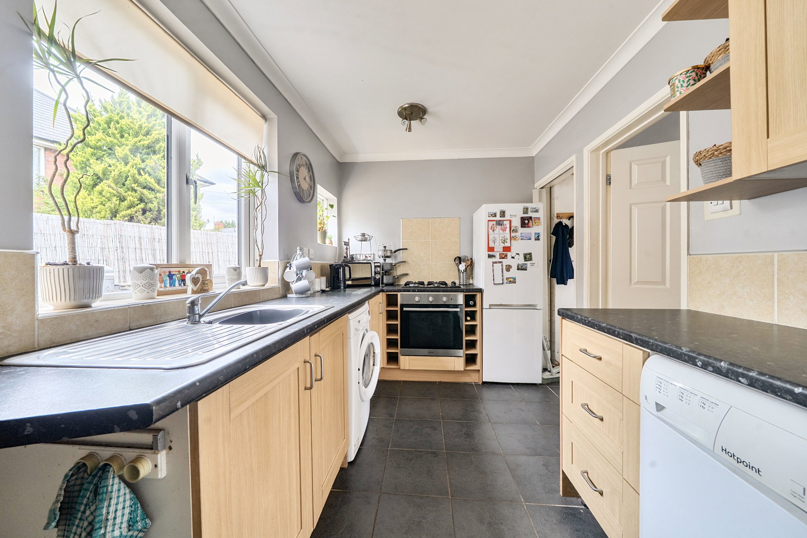 Semi Detached House for sale in Wednesbury, Warner Road, Wednesbury, WS10 0ET