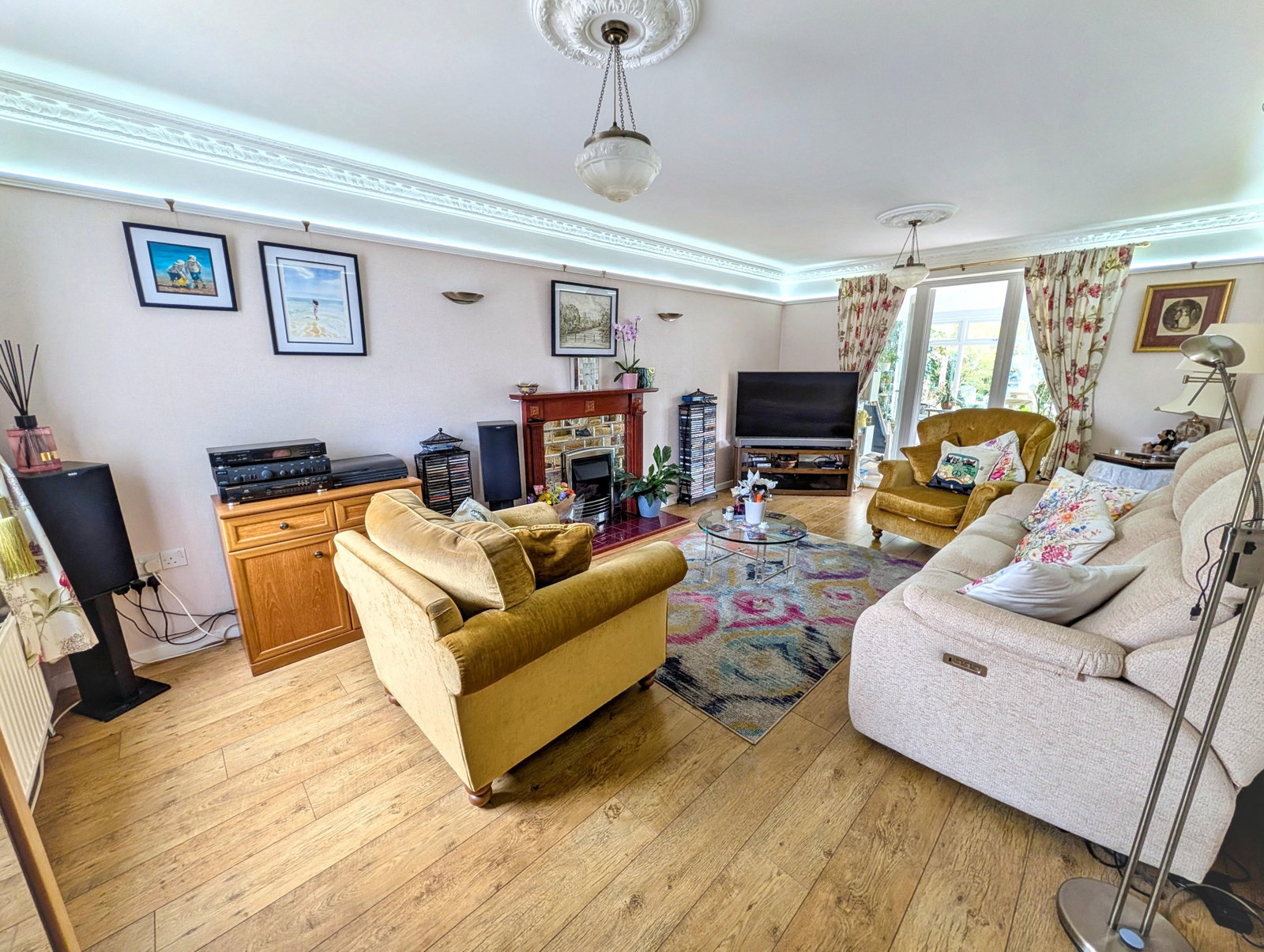 Link Detached House in Colchester 4