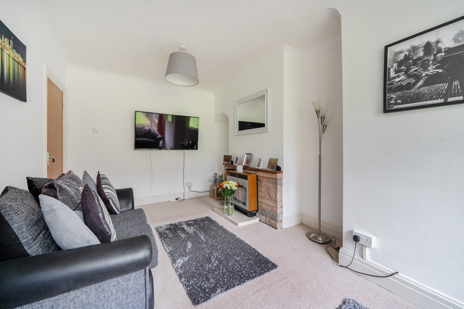 Semi Detached House for sale in Oldbury, Elm Croft, Oldbury, B68 0BQ