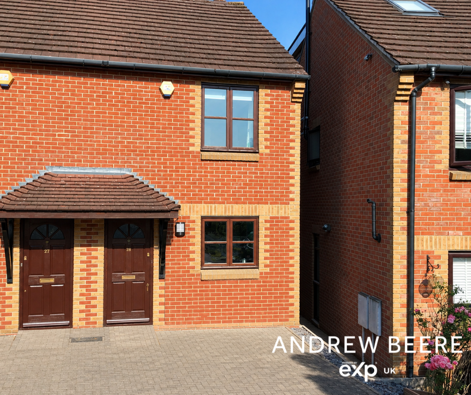 Semi Detached House in Snodland