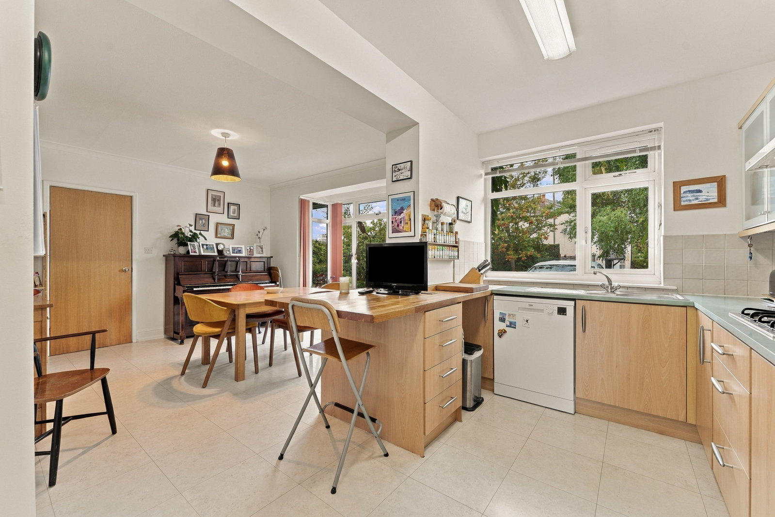 Detached House for sale in Macclesfield, Black Road, Macclesfield, 1356 m²
