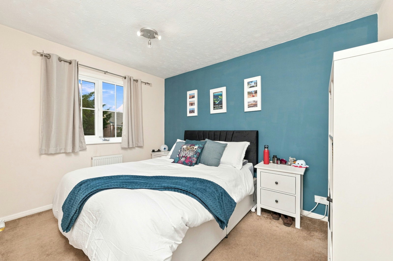 End Of Terrace House for sale in Leeds, Mead Grove, Leeds, LS15 9JS, 903 m²