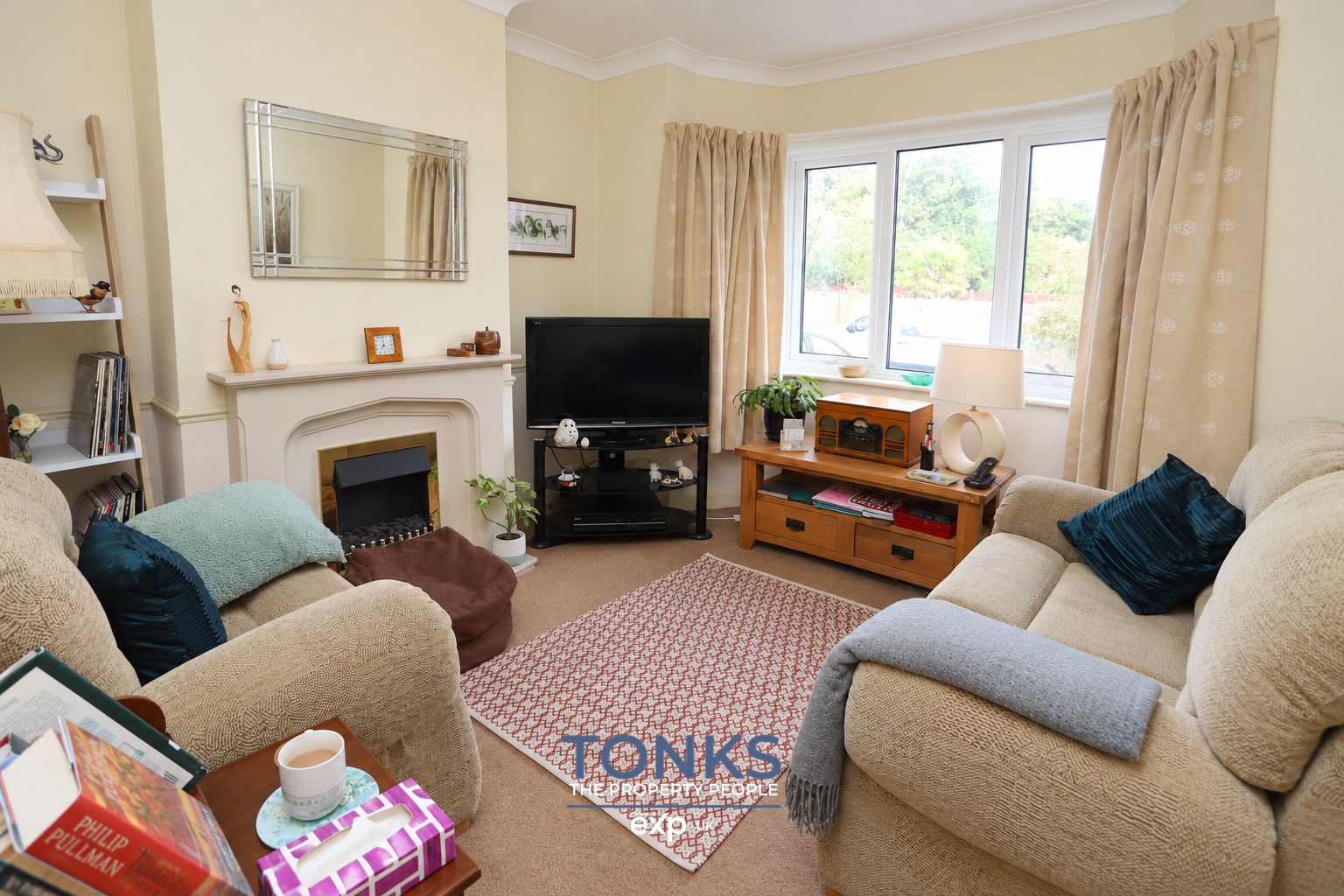 Semi Detached House for sale in Birmingham, Harts Green Road, Birmingham, B17 9TY