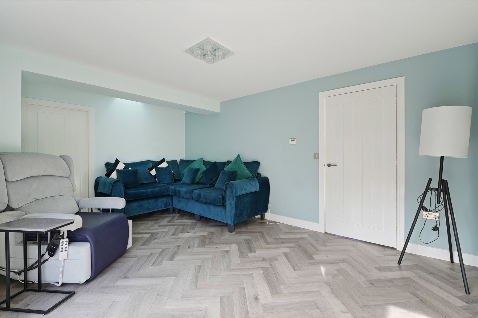 Semi Detached House for sale in Sheffield, Monteney Road, Sheffield, S5 9DU