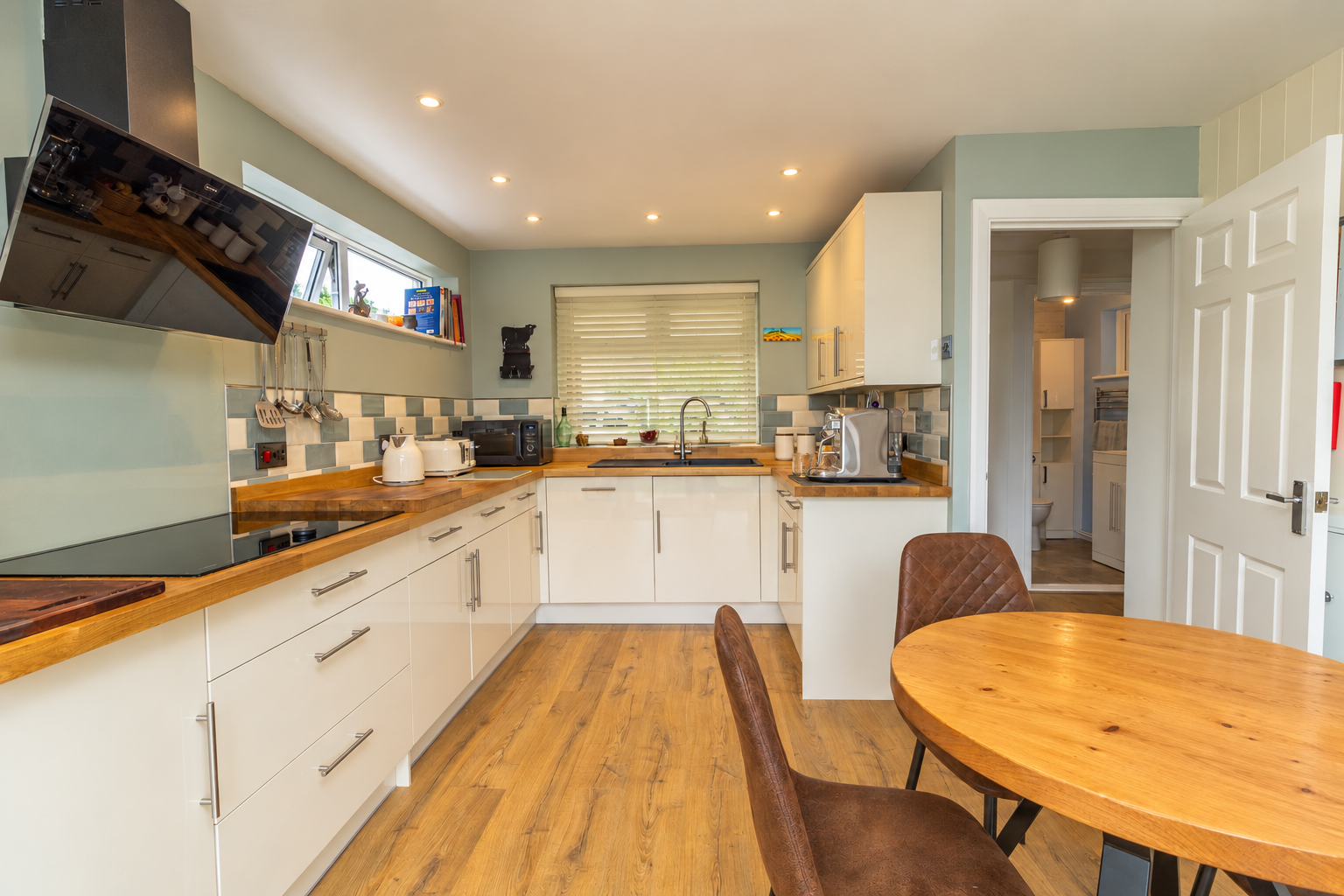 Detached House for sale in Towcester, Meadow View, Potterspury, Towcester, NN12 7PJ