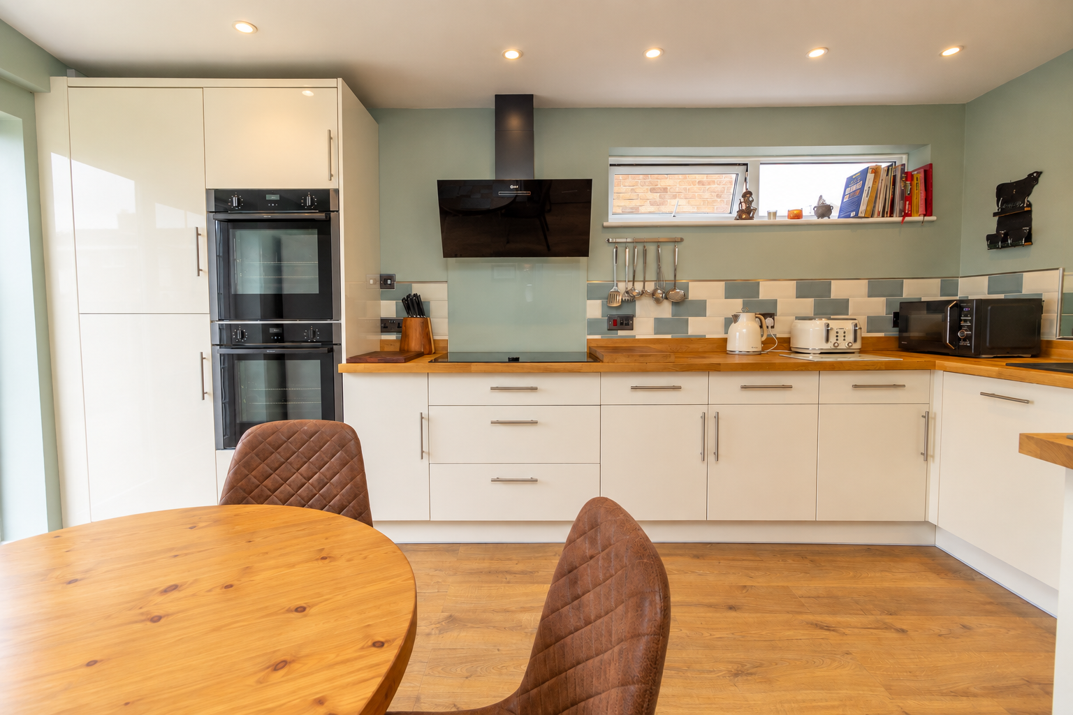 Detached House for sale in Towcester, Meadow View, Potterspury, Towcester, NN12 7PJ