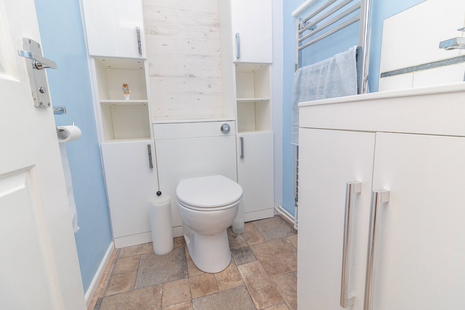 Detached House for sale in Towcester, Meadow View, Potterspury, Towcester, NN12 7PJ