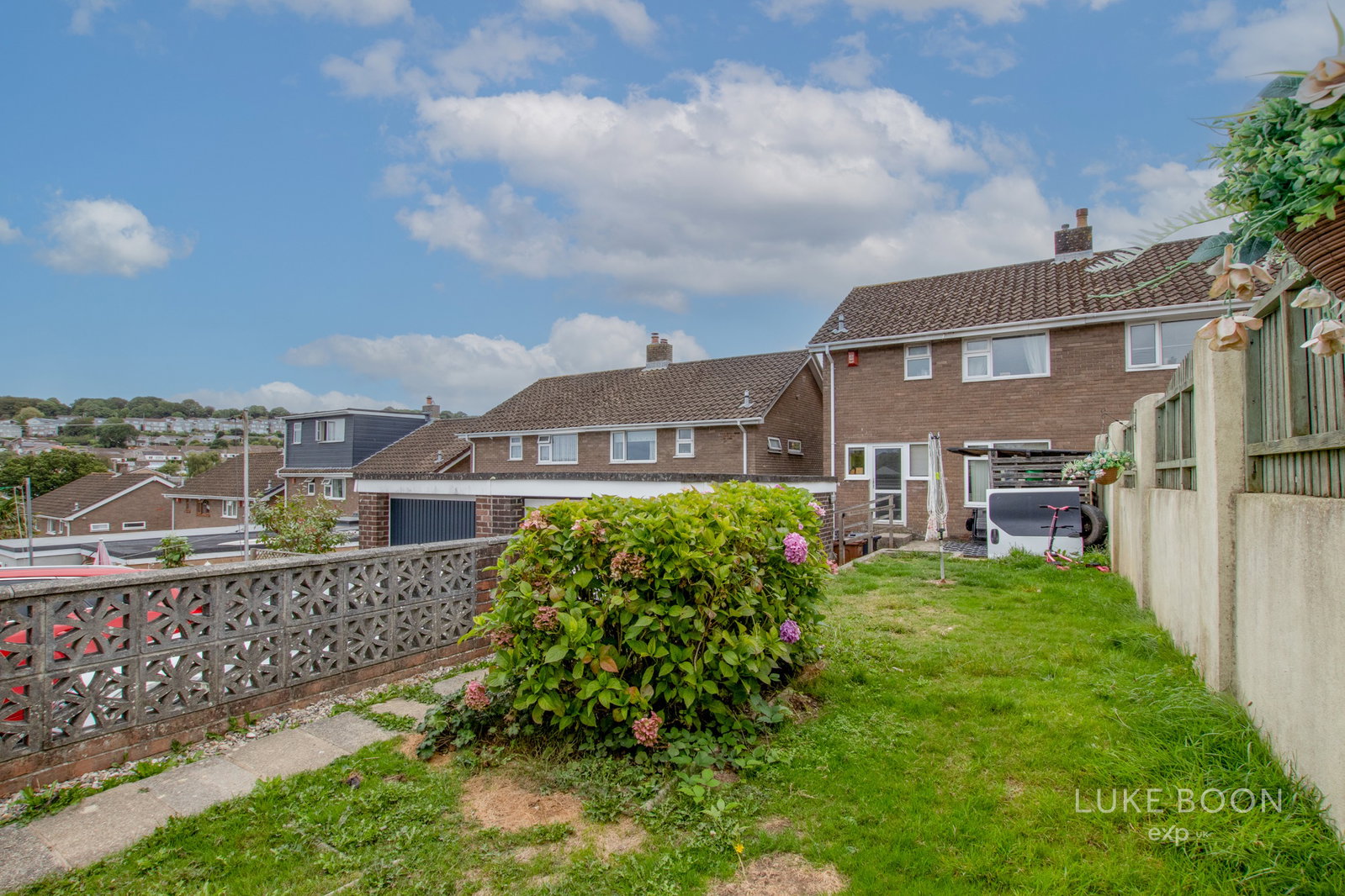 Semi Detached House for sale in Plymouth, Cherry Park, Plympton, PL7 1PF, 876 m²