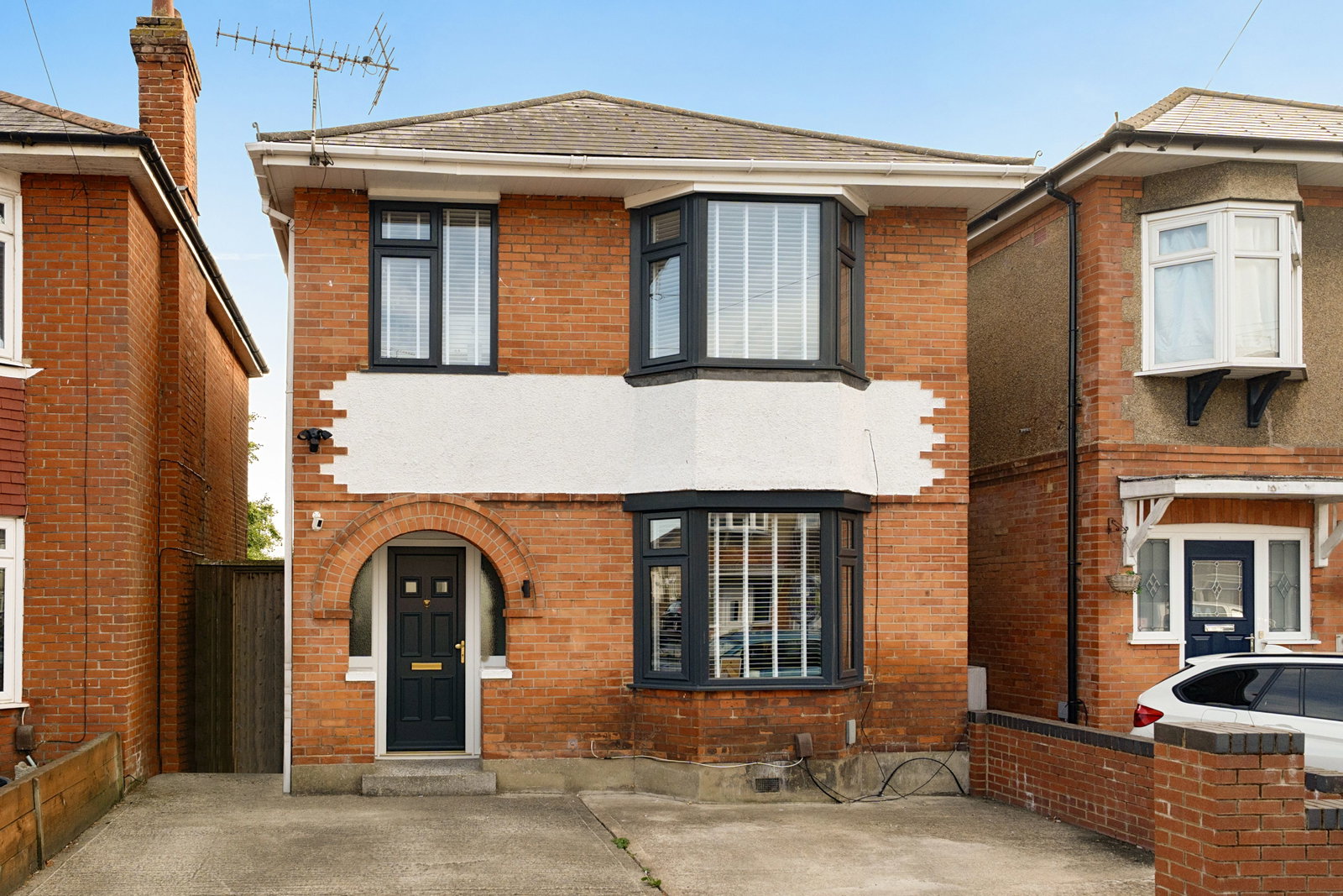 Detached House for sale in Bournemouth, Stunning Elmes Road House - Off Street Parking, 974 m²