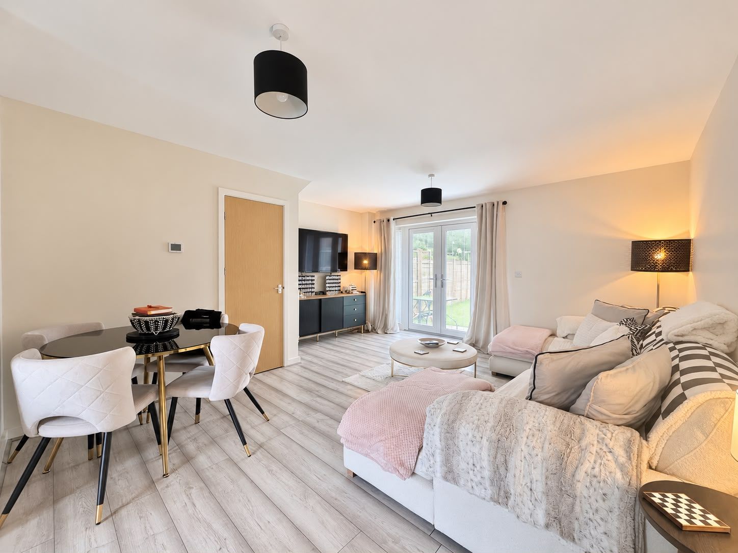 End Of Terrace House for sale in Gloucester, Brookes Close, Quedgeley, Gloucester, GL2 2JQ