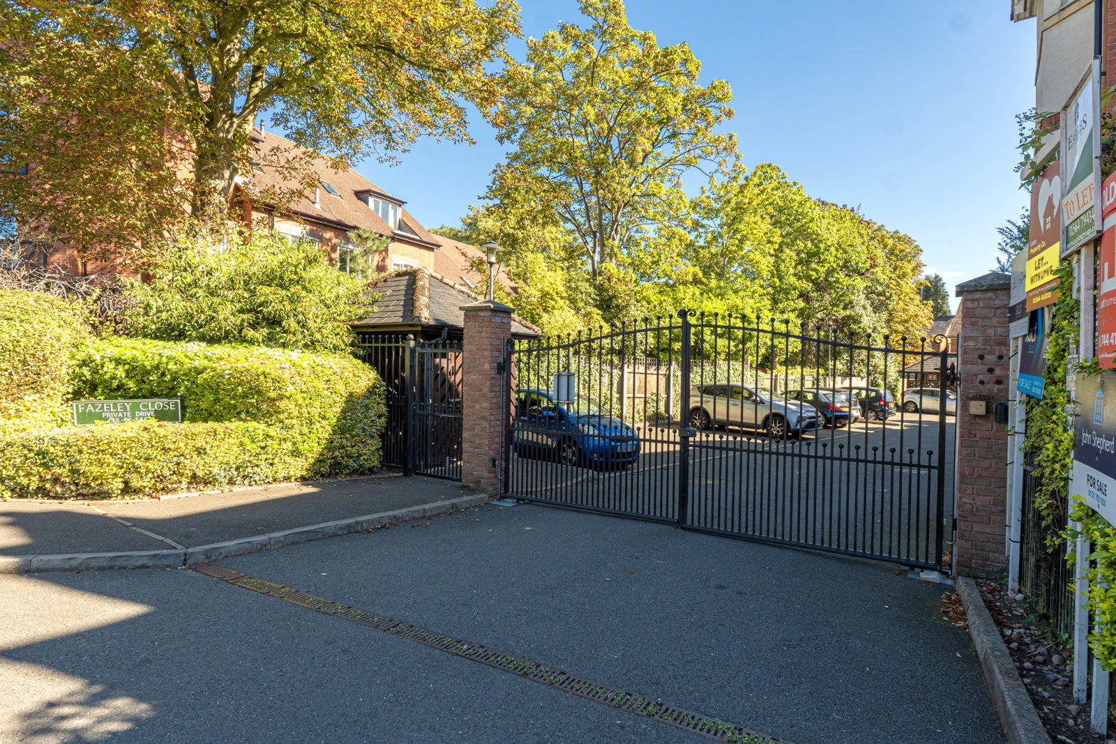 Apartment for sale in Solihull, Fazeley Close, Solihull, No Chain, 995 m²