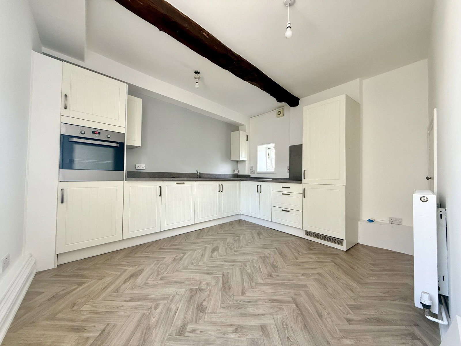 Apartment for sale in Gloucester, Southgate Street, Gloucester, GL1 1TX, 855 m²