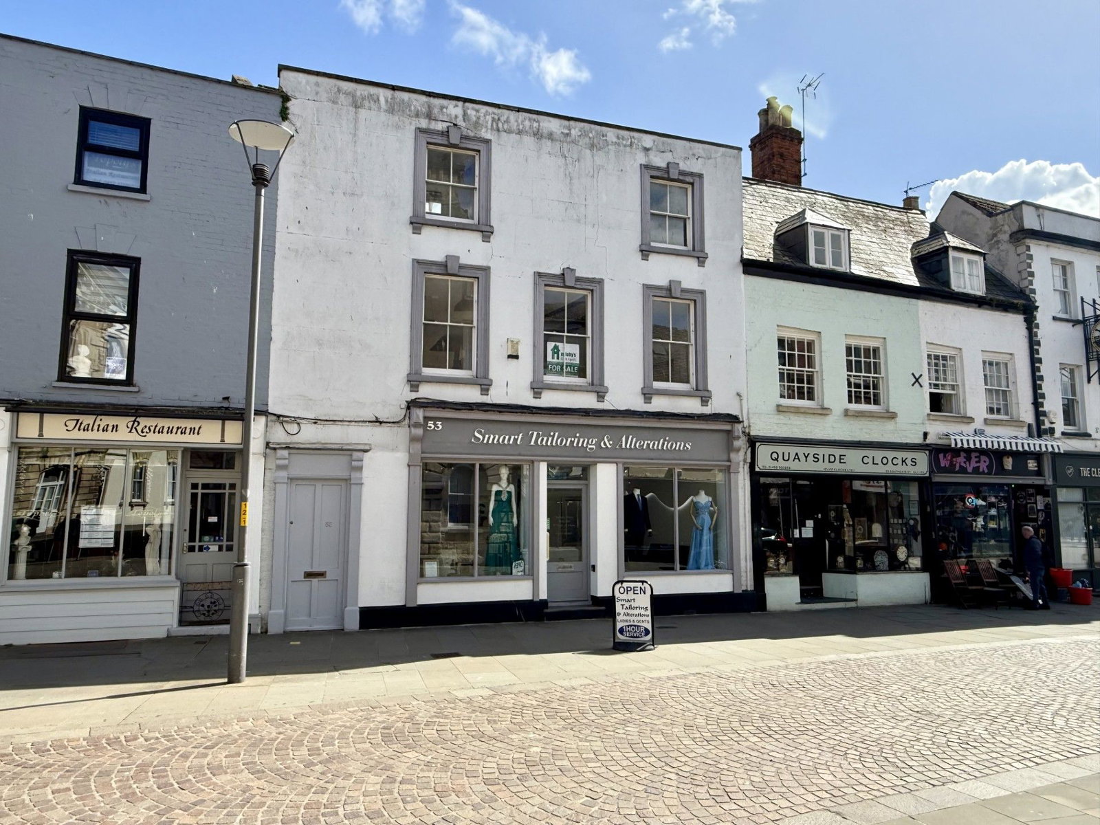 Apartment for sale in Gloucester, Southgate Street, Gloucester, GL1 1TX, 855 m²