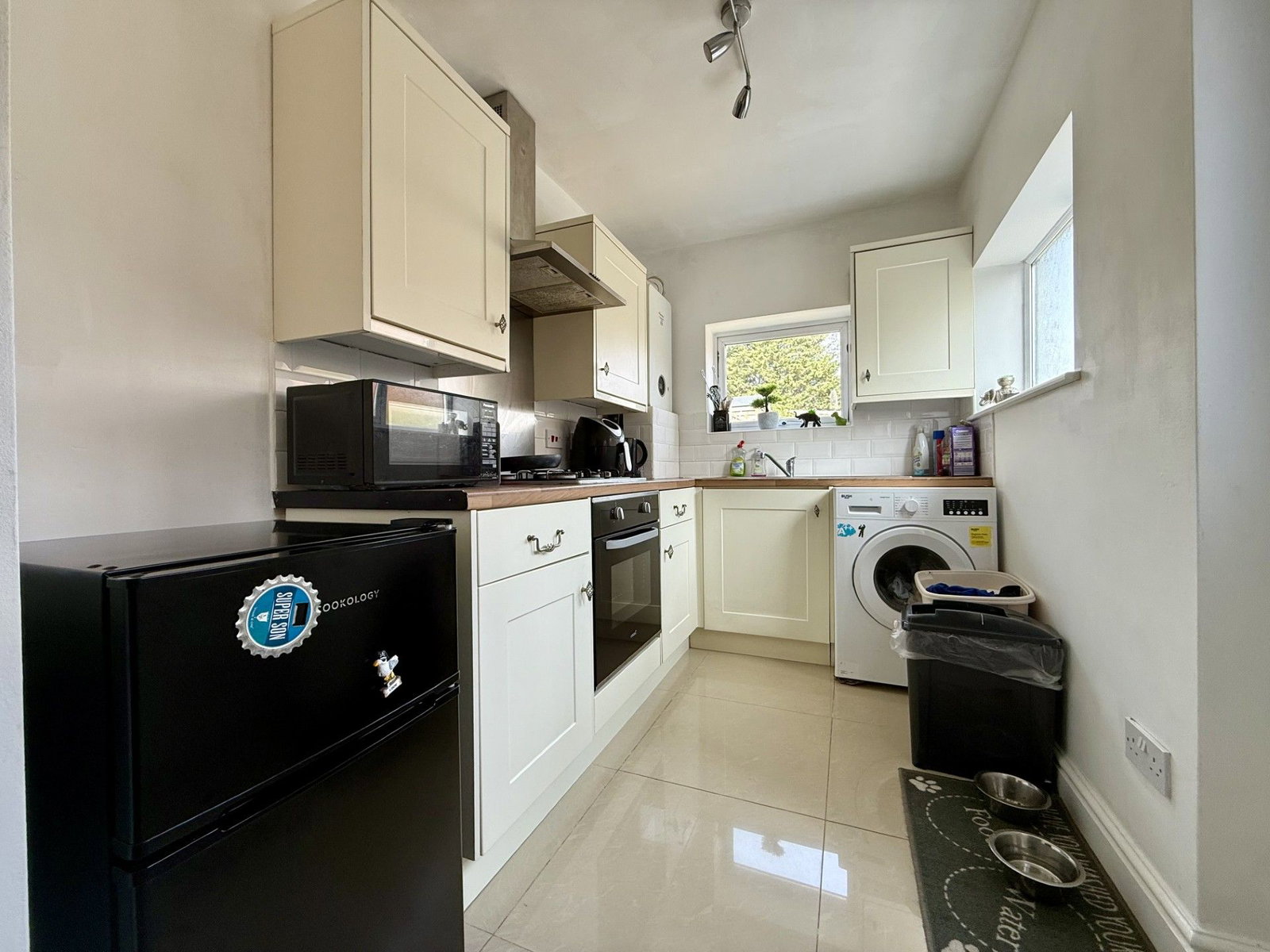 End Of Terrace House for sale in Gloucester, Painswick Road, Gloucester, GL4 6PS, 510 m²