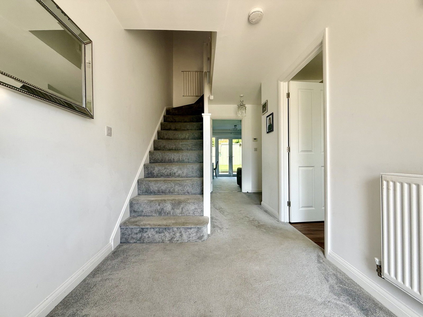Terraced House for sale in Gloucester, Rectory Close, Ashleworth, 854 m²